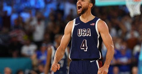 NBA: Stephen Curry prolonge aux Golden State Warriors .